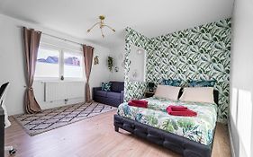 Ch Privee 22M - Canape Lit - Wifi - Appart 120M